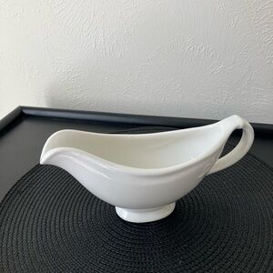 Vintage WW11 Era ISQMC (US Army Quartermaster’s Corps) Military Issue gravy boat
